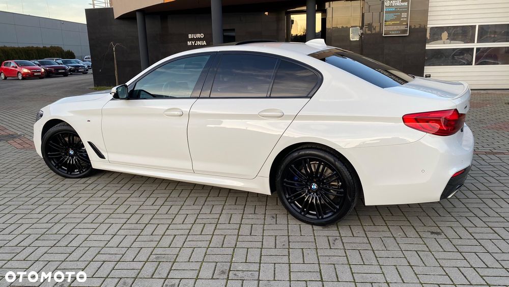 BMW Seria 5 530i xDrive M Sport sport - 2