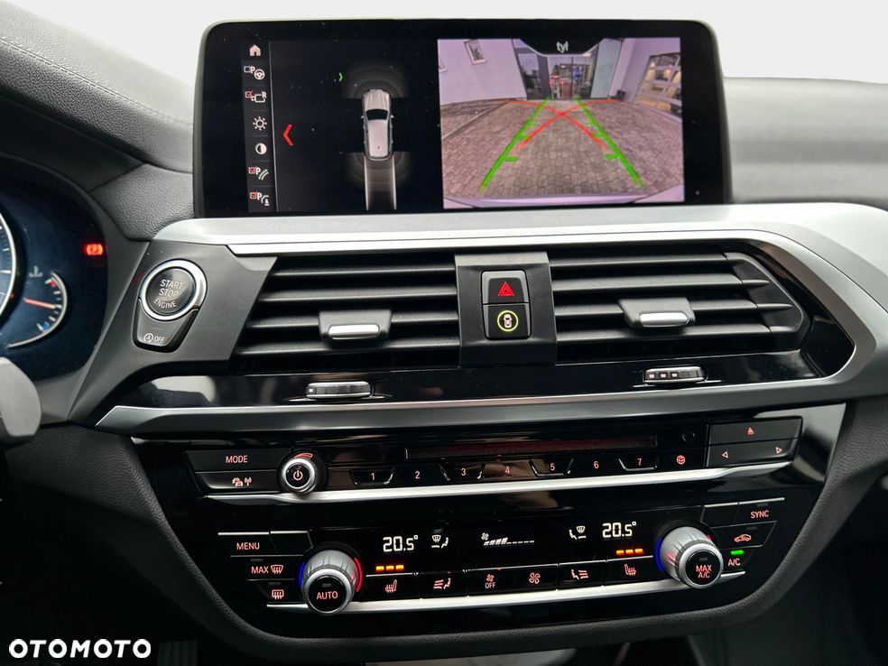 BMW X3 xDrive20i GPF Advantage - 28