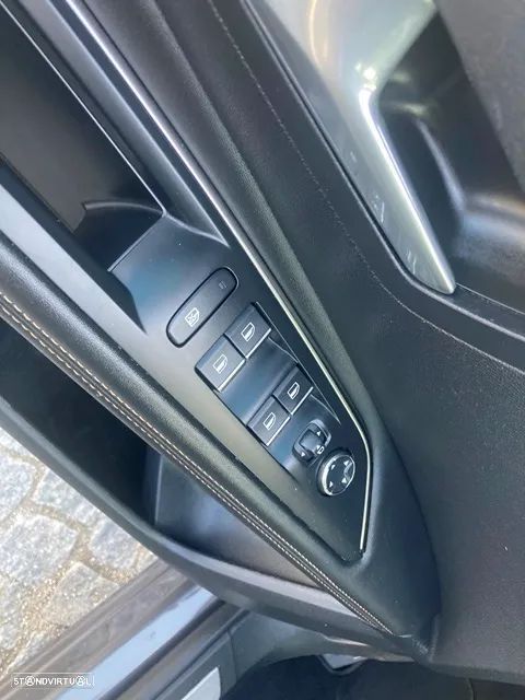 Peugeot 3008 PureTech 130 Stop & Start GPF EAT8 GT - 26