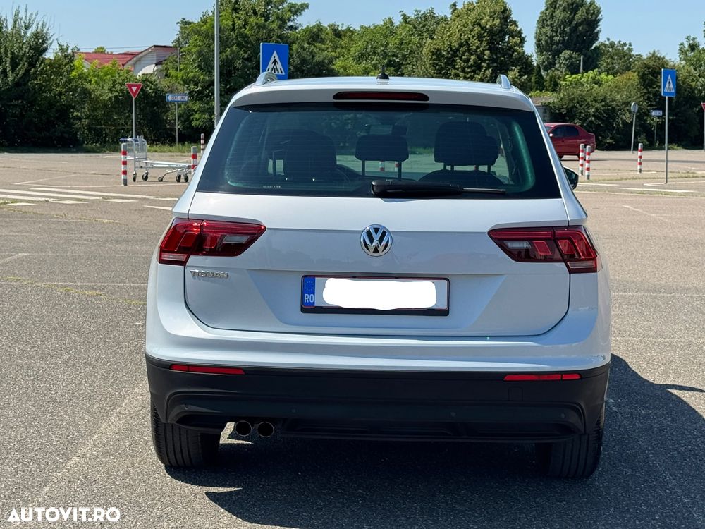 Volkswagen Tiguan - 4