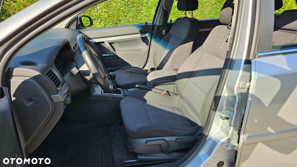 Opel Vectra 1.9 CDTI Comfort - 9