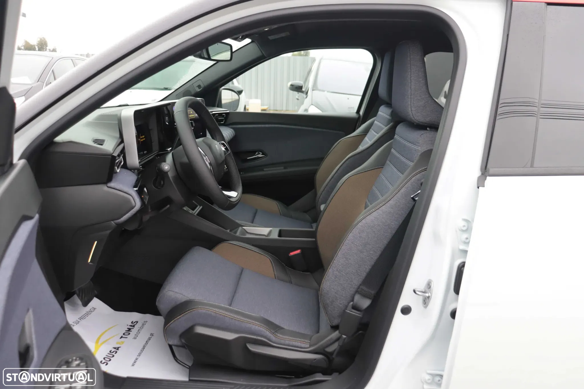 Renault 5 E-Tech 52 kWh Techno Autonomia Conforto - 11
