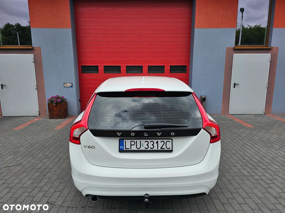 Volvo V60 D2 Drive-E Momentum - 19