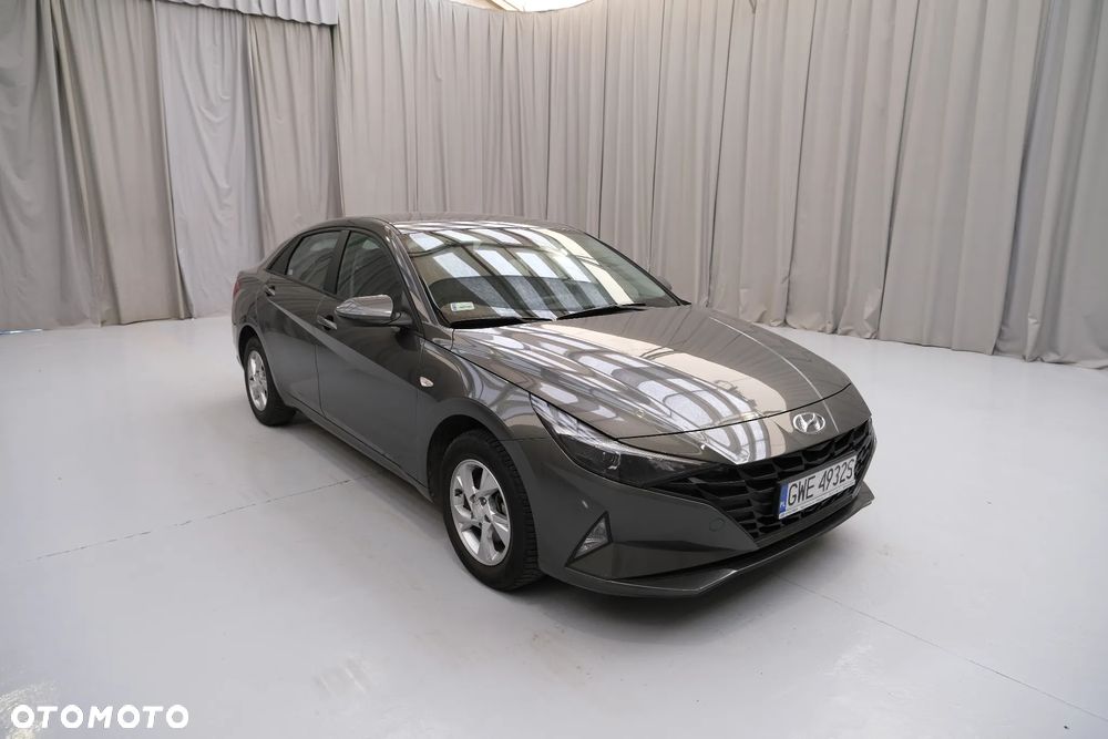 Hyundai Elantra 1.6 Modern - 4