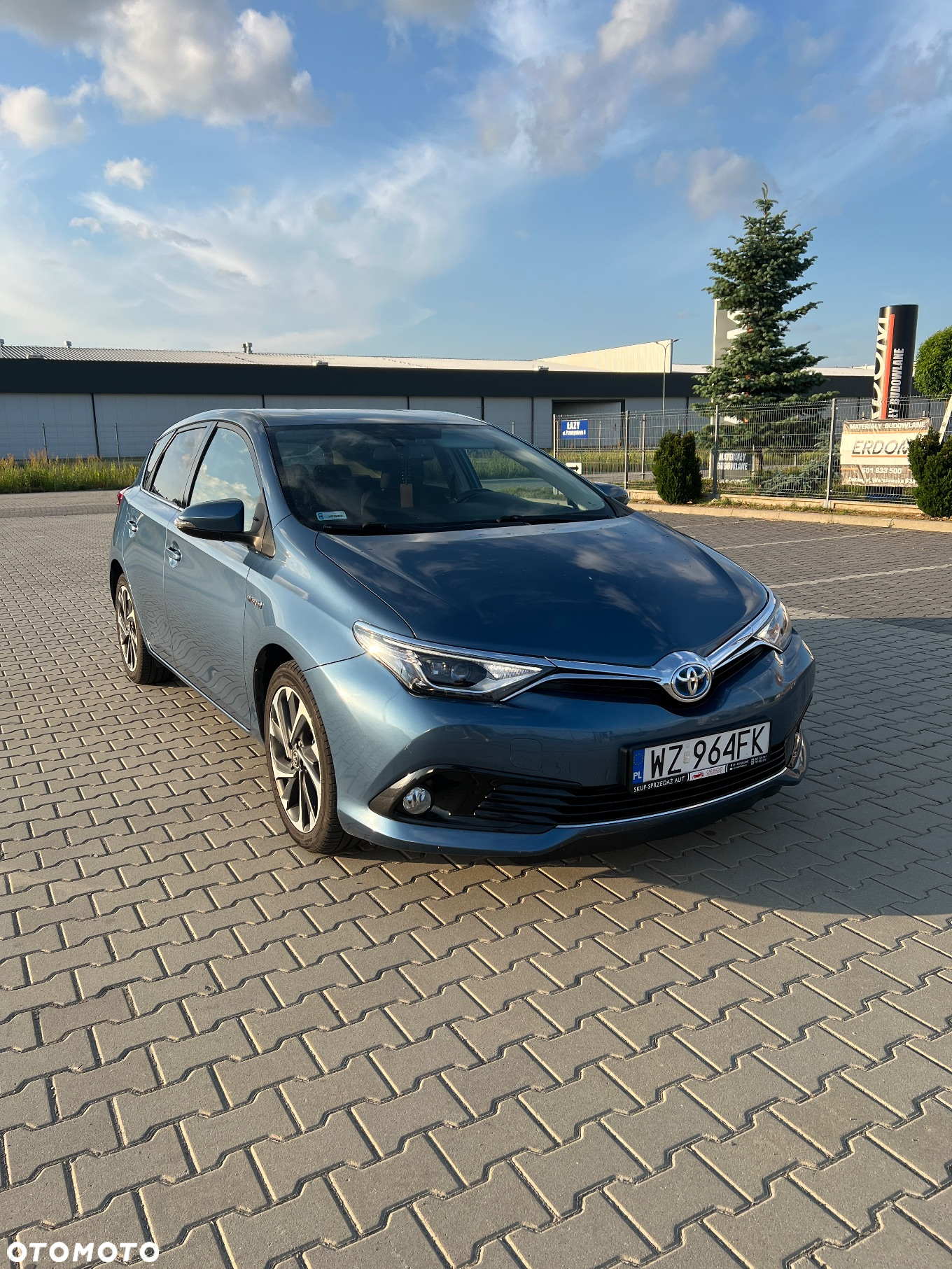 Toyota Auris Hybrid 135 Comfort - 2