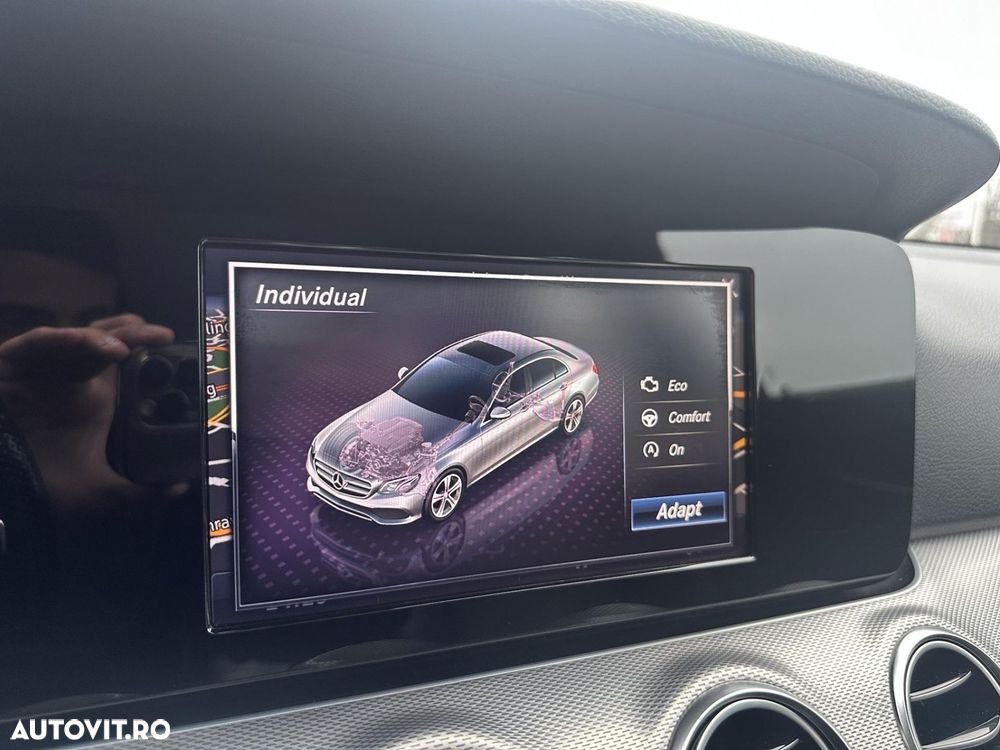 Mercedes-Benz E - 12