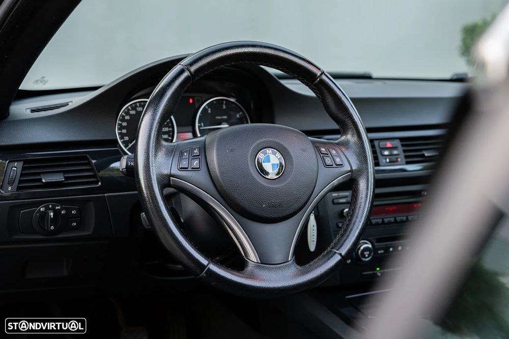 BMW 320 d Cabrio - 13