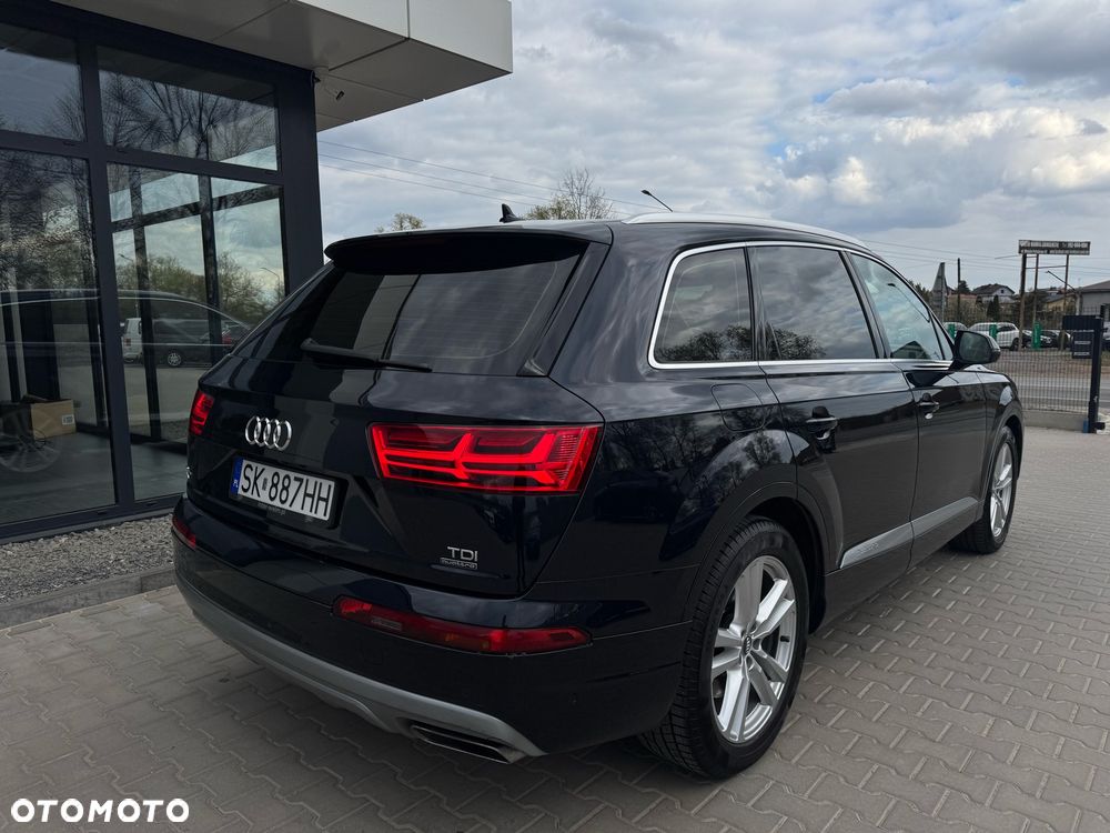 Audi Q7 - 3