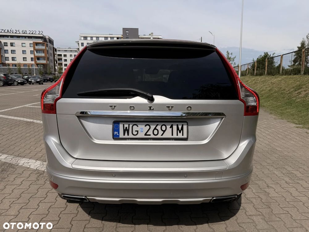 Volvo XC 60 - 4