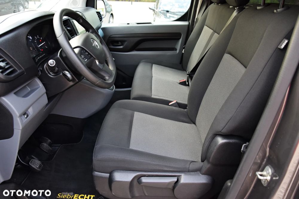 Opel Vivaro Long 2,8t Flex (bryg.) - 29