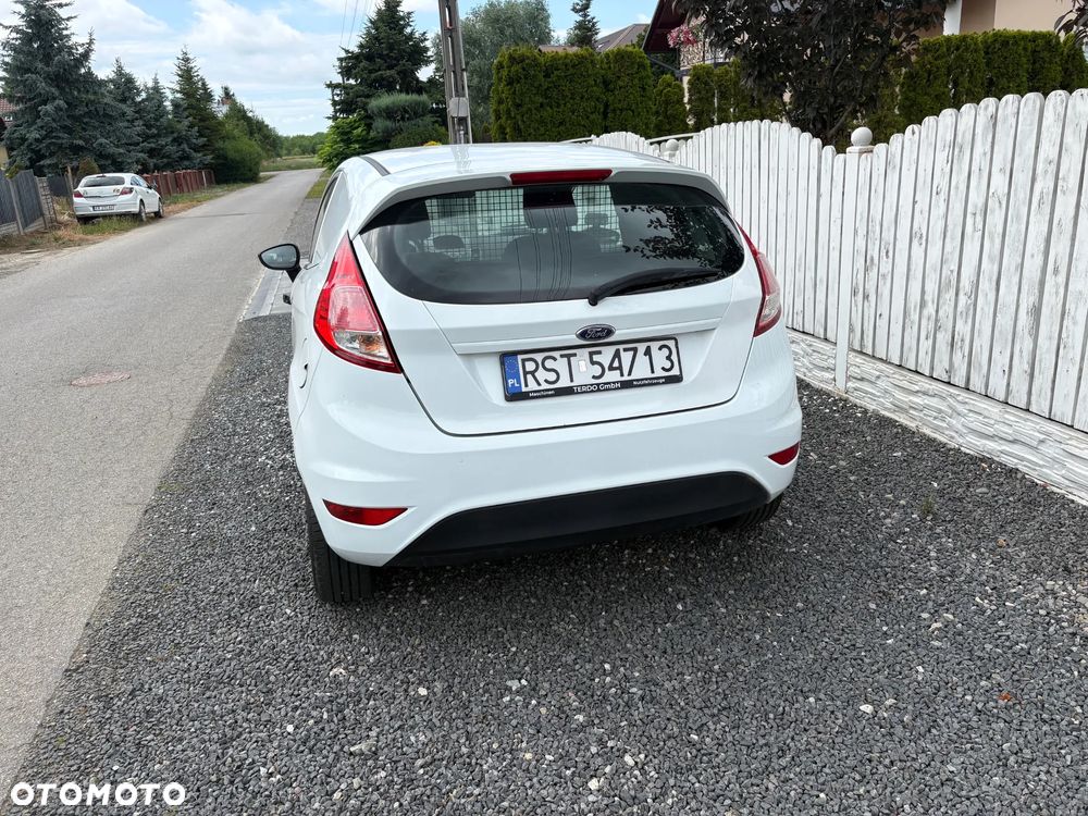 Ford Fiesta - 2