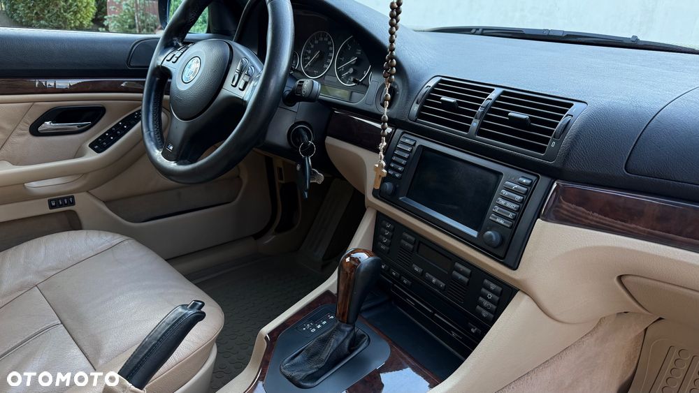 BMW Seria 5 - 16