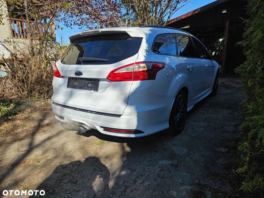 Ford Focus 2.0 EcoBoost ST mit Leder-Sport-Paket - 26