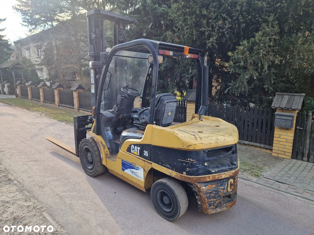 Caterpillar DP35N - 7