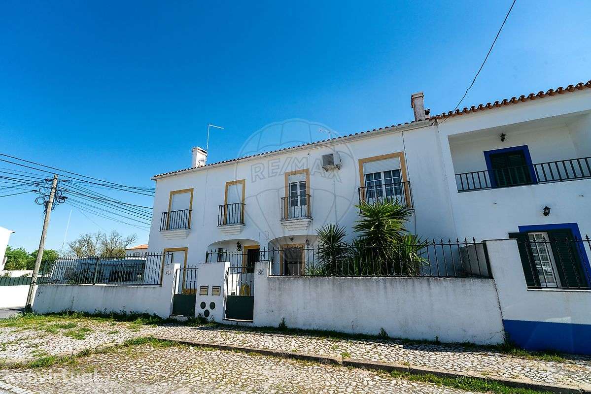 Moradia T4 para venda - Grande imagem: 2/28