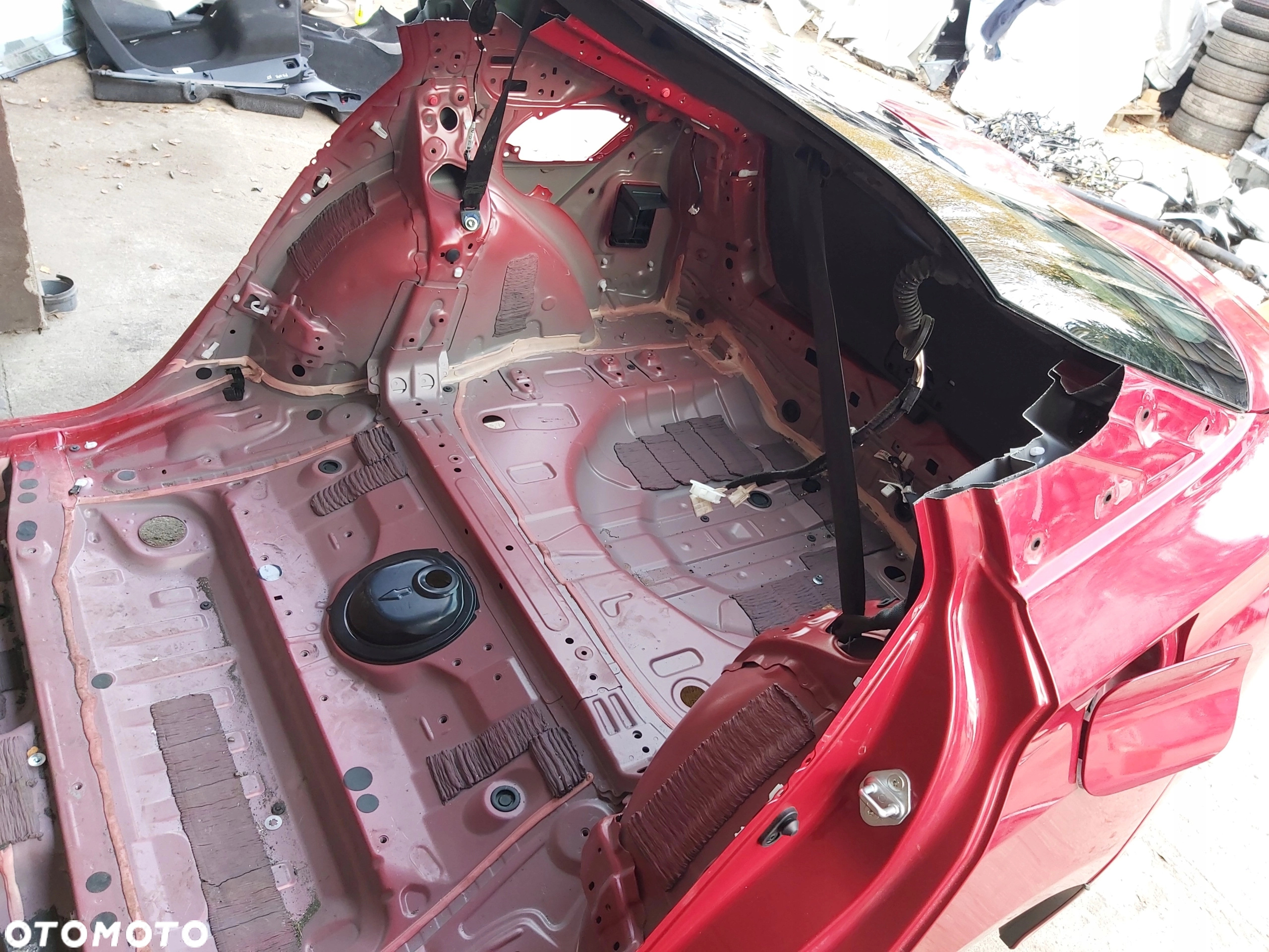Prius IV klapa tył ćwiartka pas zderzak PRIME - 6