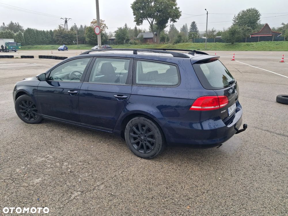 Volkswagen Passat Variant 1.6 TDI BlueMotion - 3