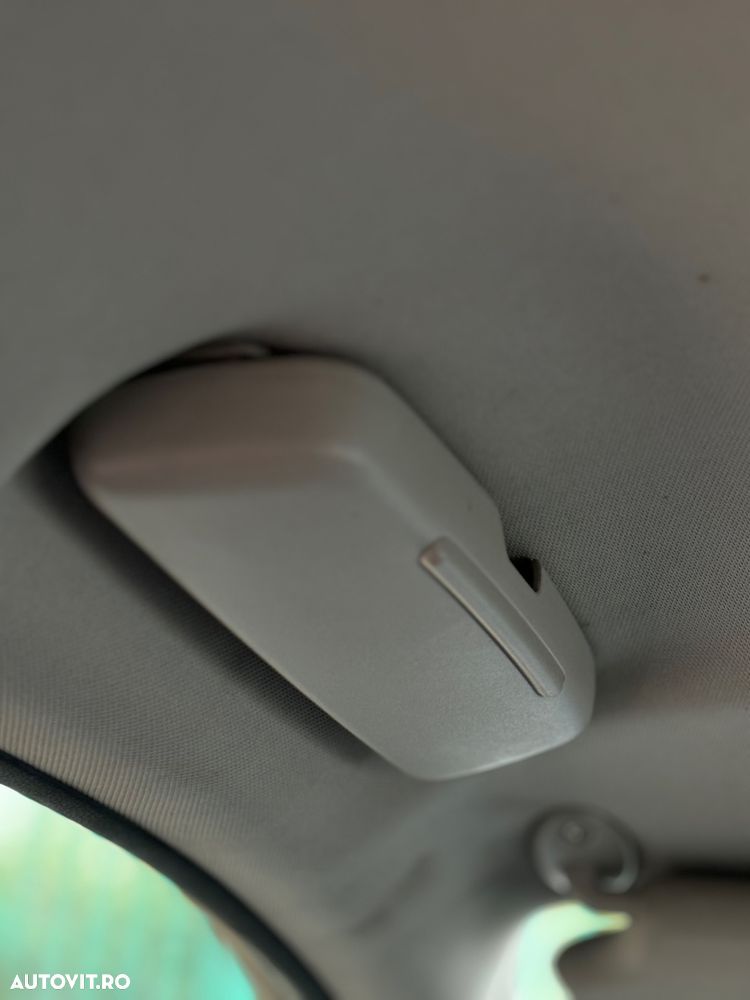 Ford Focus 2.0 TDCi Sport - 22