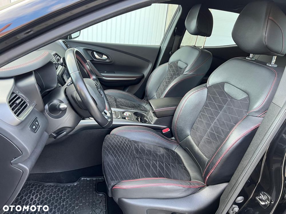 Renault Kadjar TCe 140 EDC GPF BLACK EDITION - 13