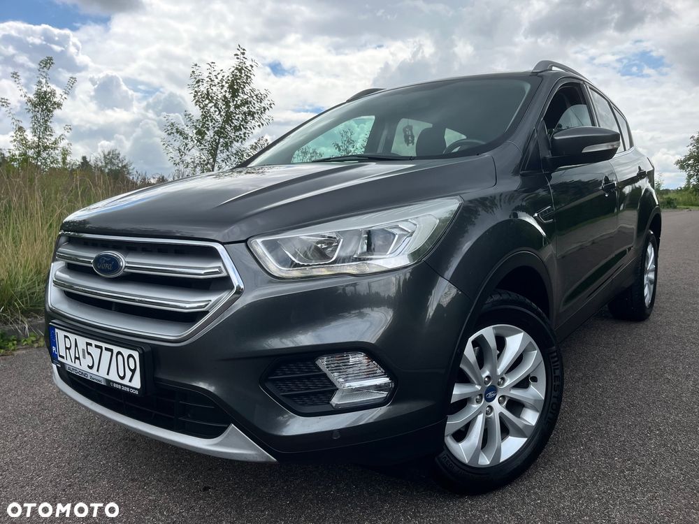 Ford Kuga - 1