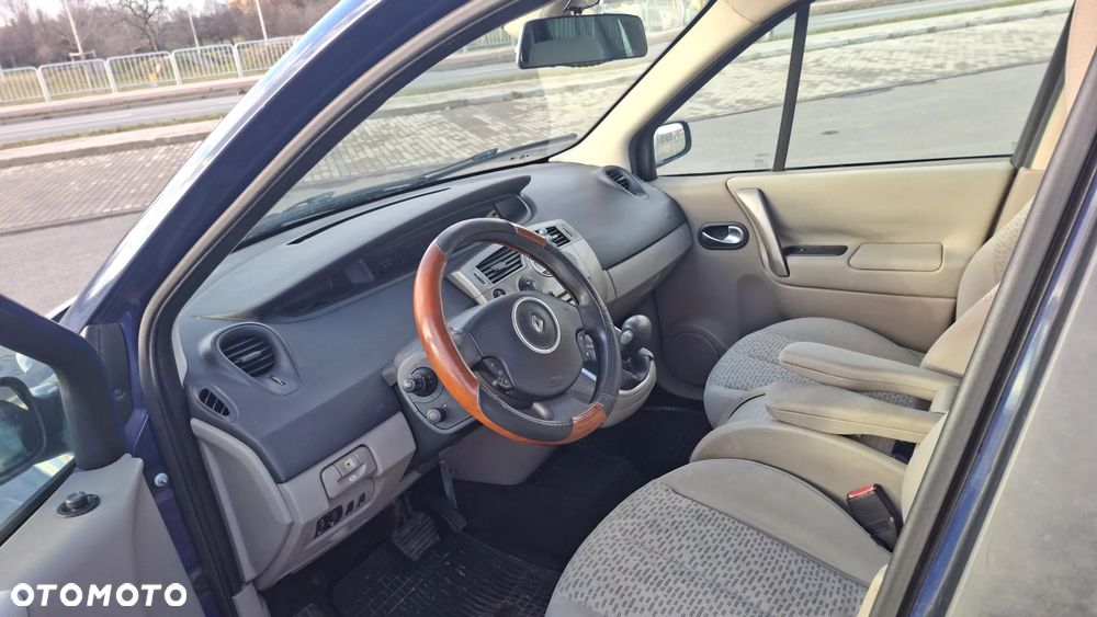 Renault Scenic 2.0 16V Expression - 14