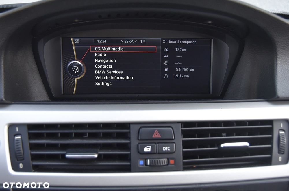 BMW Seria 3 320d xDrive DPF - 25
