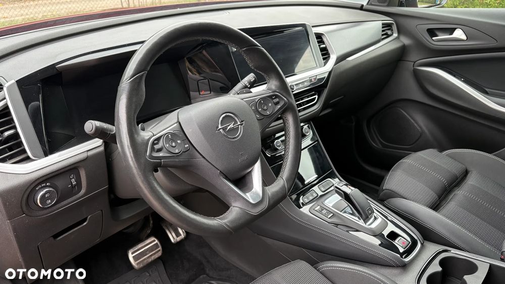 Opel Grandland 1.2 T Business Elegance S&S - 21