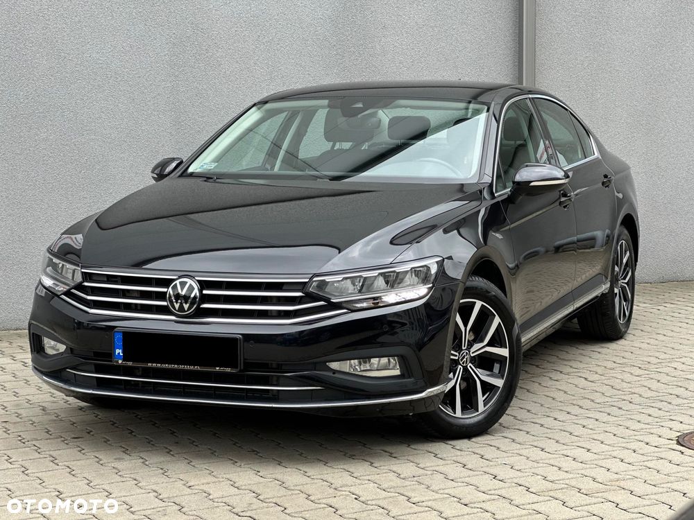 Volkswagen Passat 1.5 TSI EVO Elegance DSG - 1