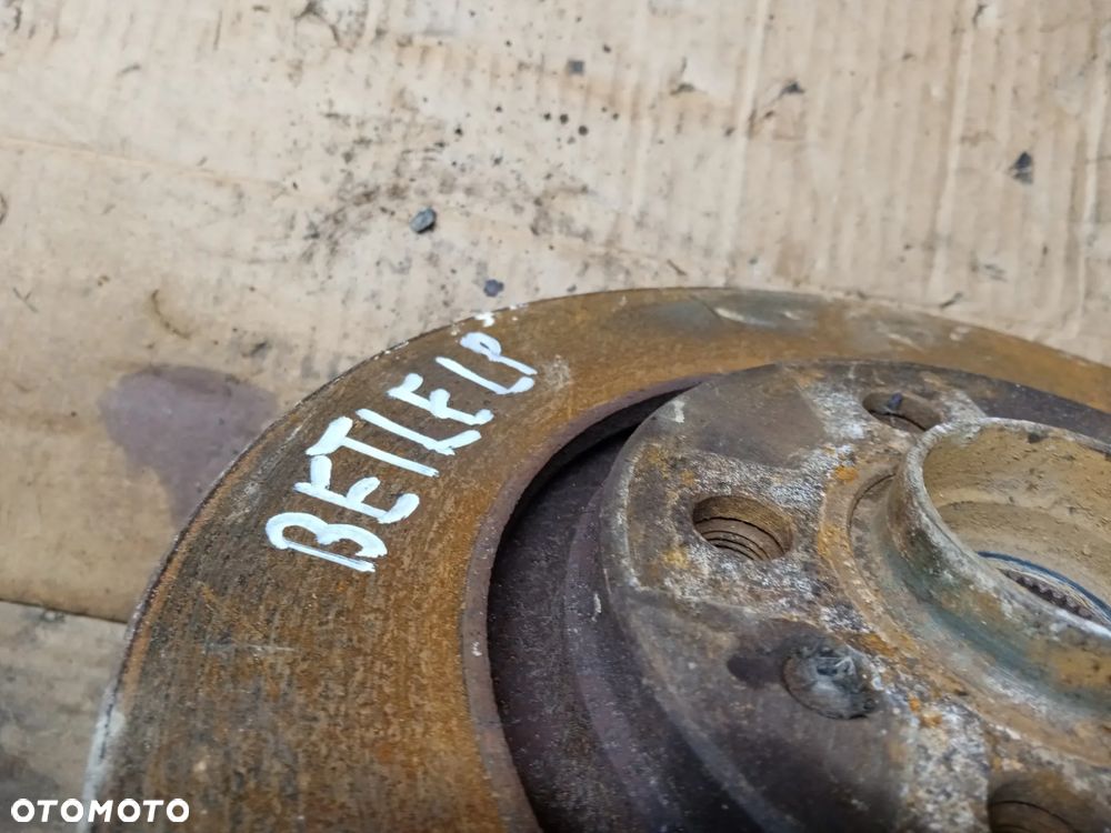 Zwrotnica piasta lewy przód kompletna VW New Beetle 2.0 - 10