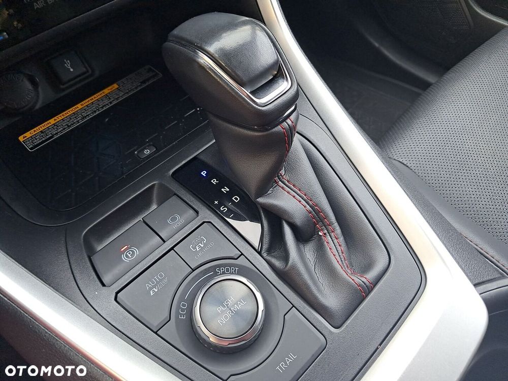 Toyota RAV4 - 21