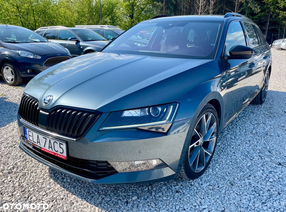 Skoda Superb 2.0 TDI DSG Sportline - 2