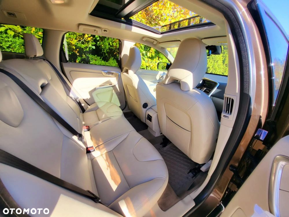 Volvo XC 60 T5 Drive-E Momentum - 15