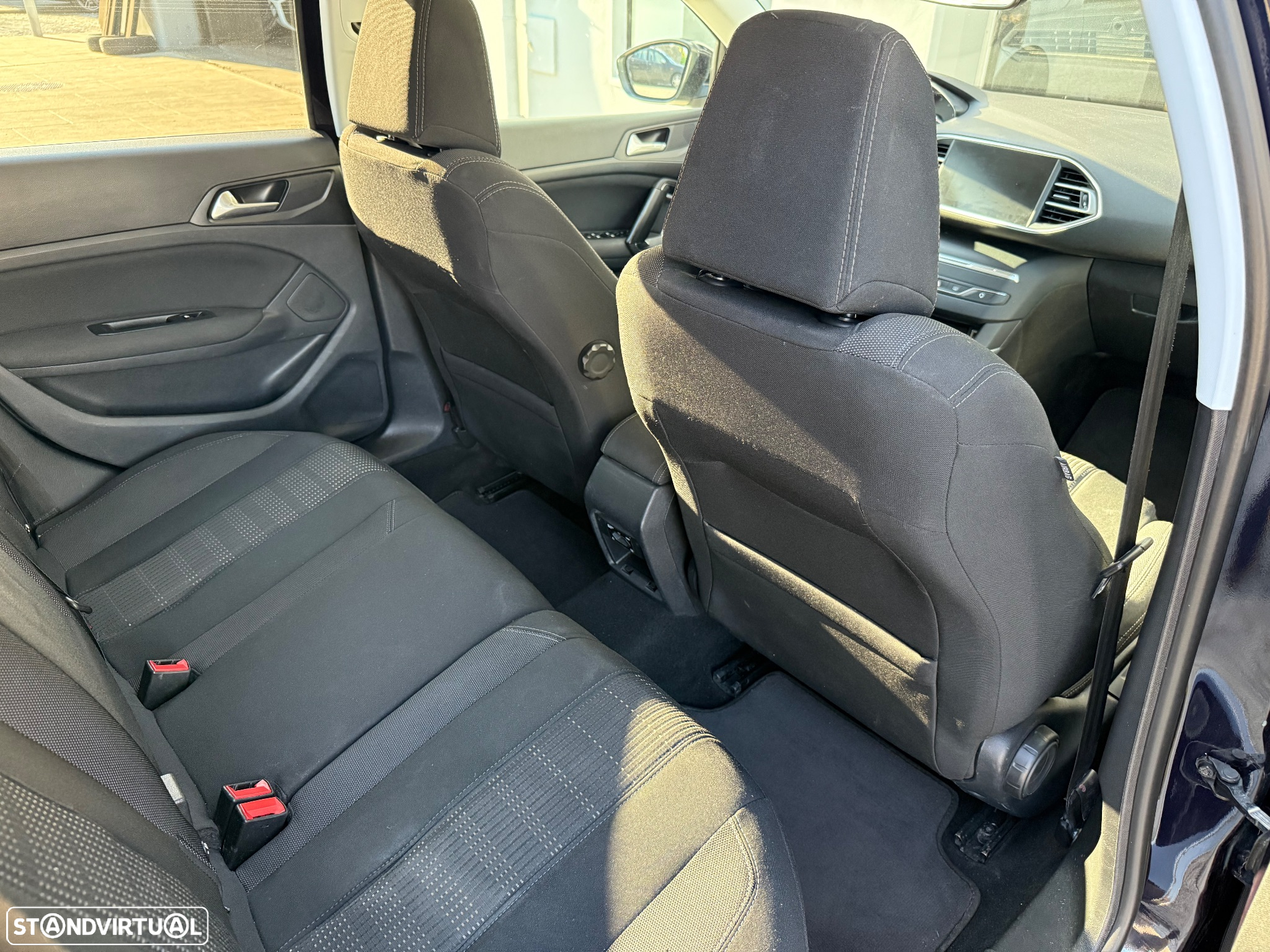 Peugeot 308 SW 1.6 BlueHDi Allure EAT6 - 16