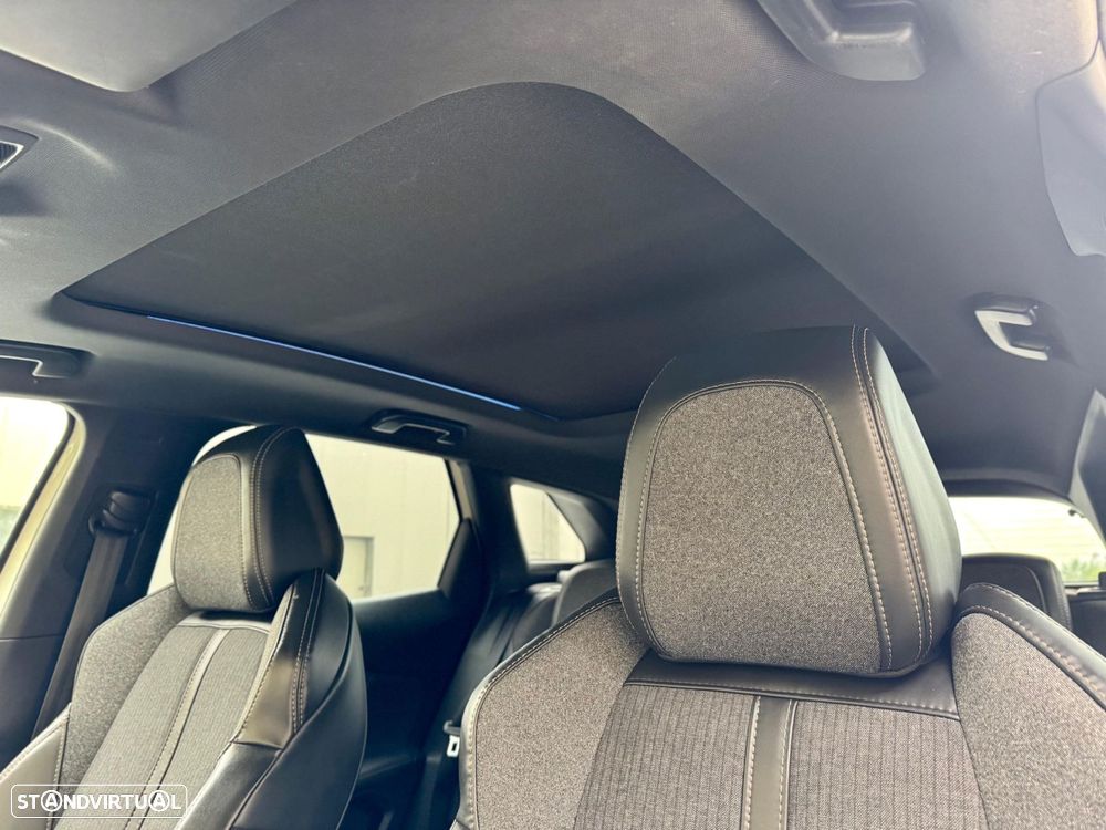 Peugeot 3008 1.6 BlueHDi GT Line Grip Control EAT6 - 16