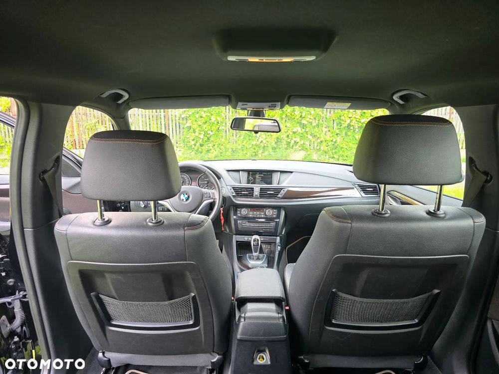 BMW X1 xDrive18d xLine - 8