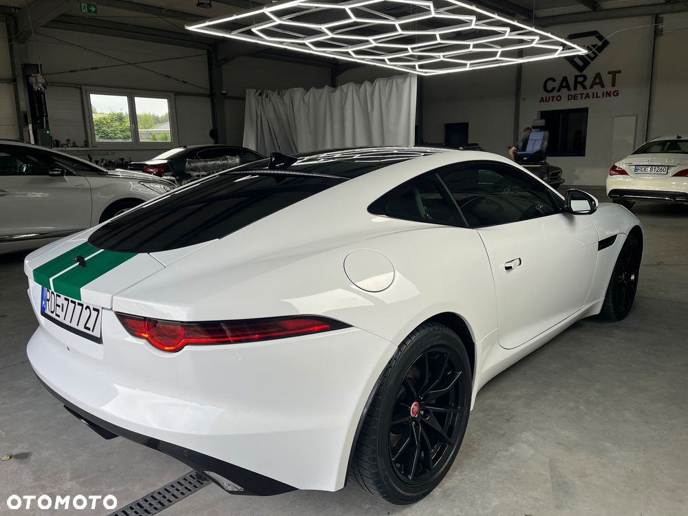Jaguar F-Type - 5