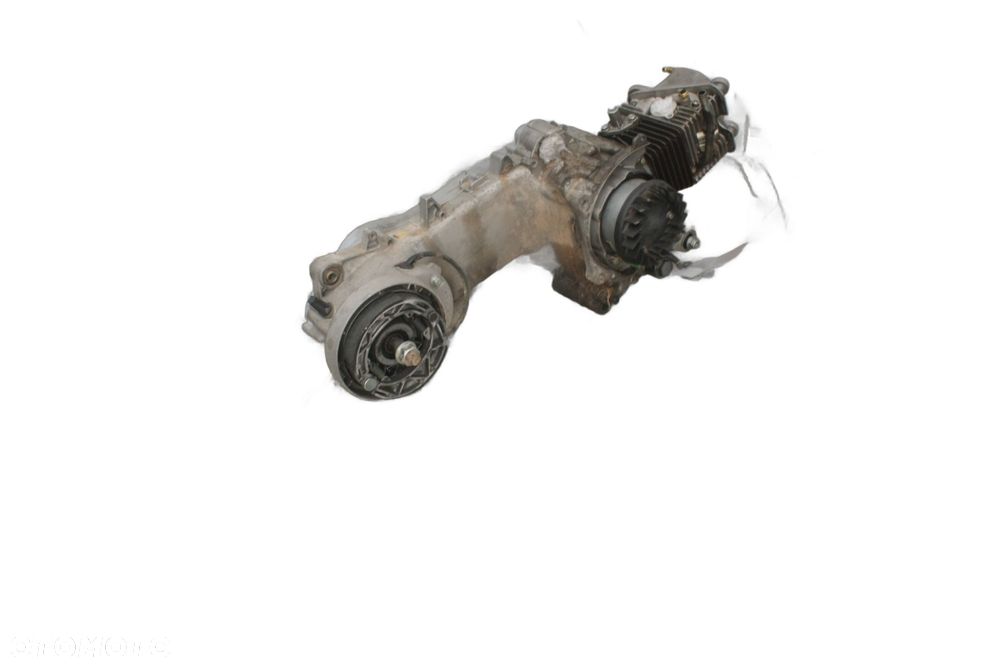 SILNIK Aprilia Scarabeo 50 4T - 8