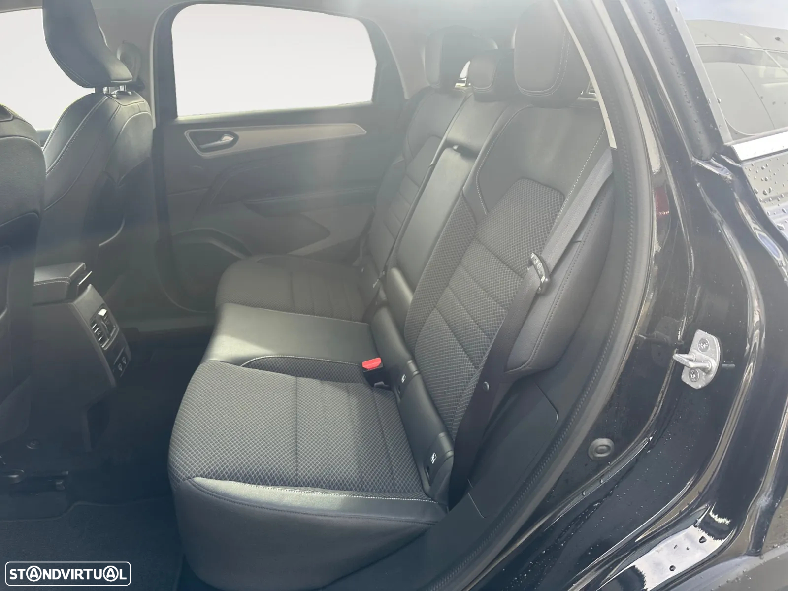 Renault Arkana 1.3 TCe Techno EDC - 15