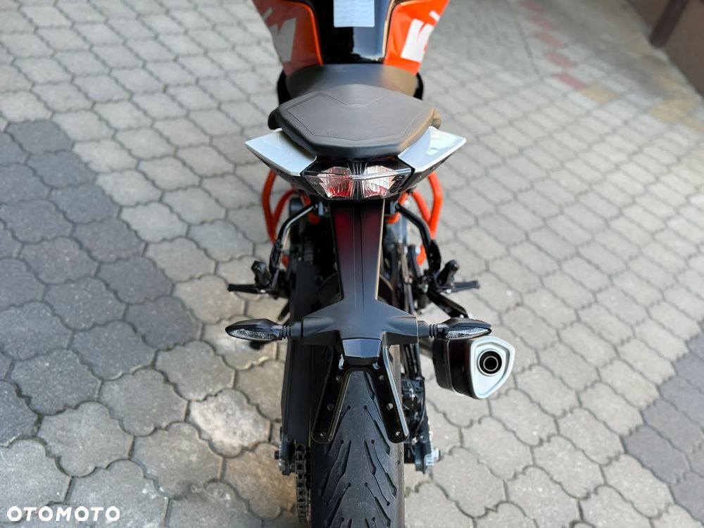 KTM Duke - 20