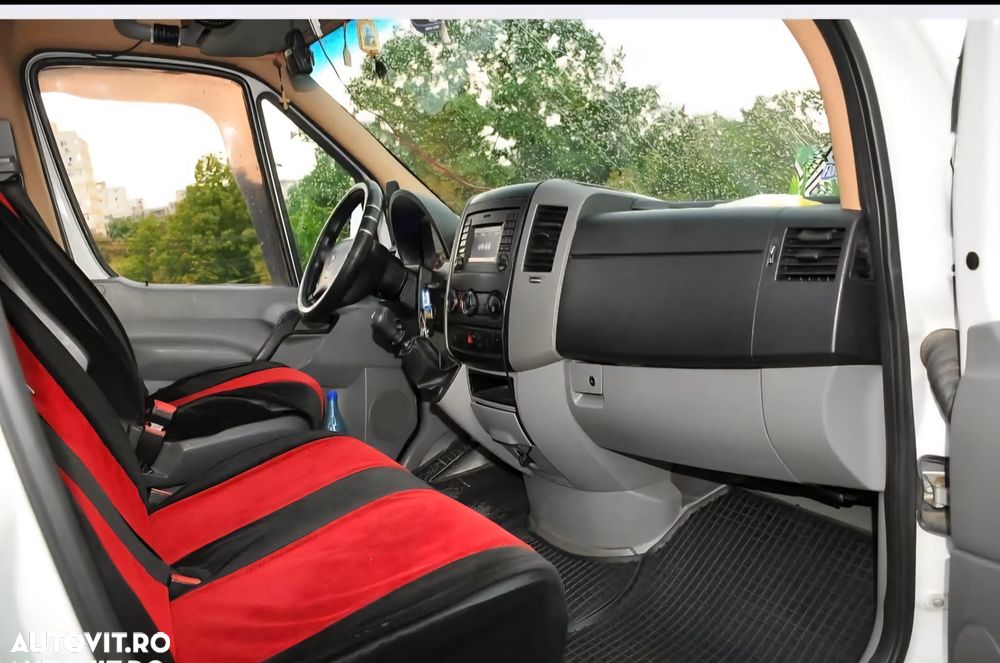 Mercedes-Benz Sprinter - 5