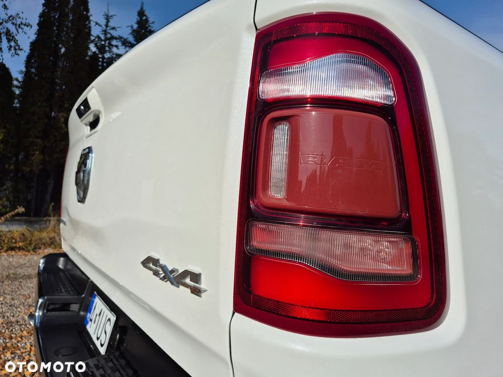 RAM 1500 5.7 Crew Cab Limited - 19