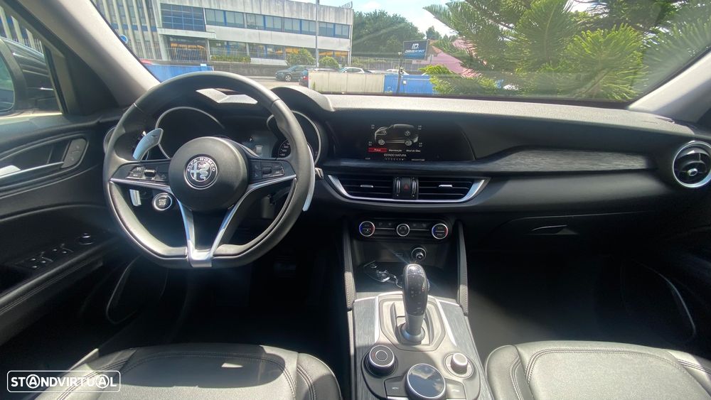 Alfa Romeo Stelvio 2.2 D Super AT8 - 30