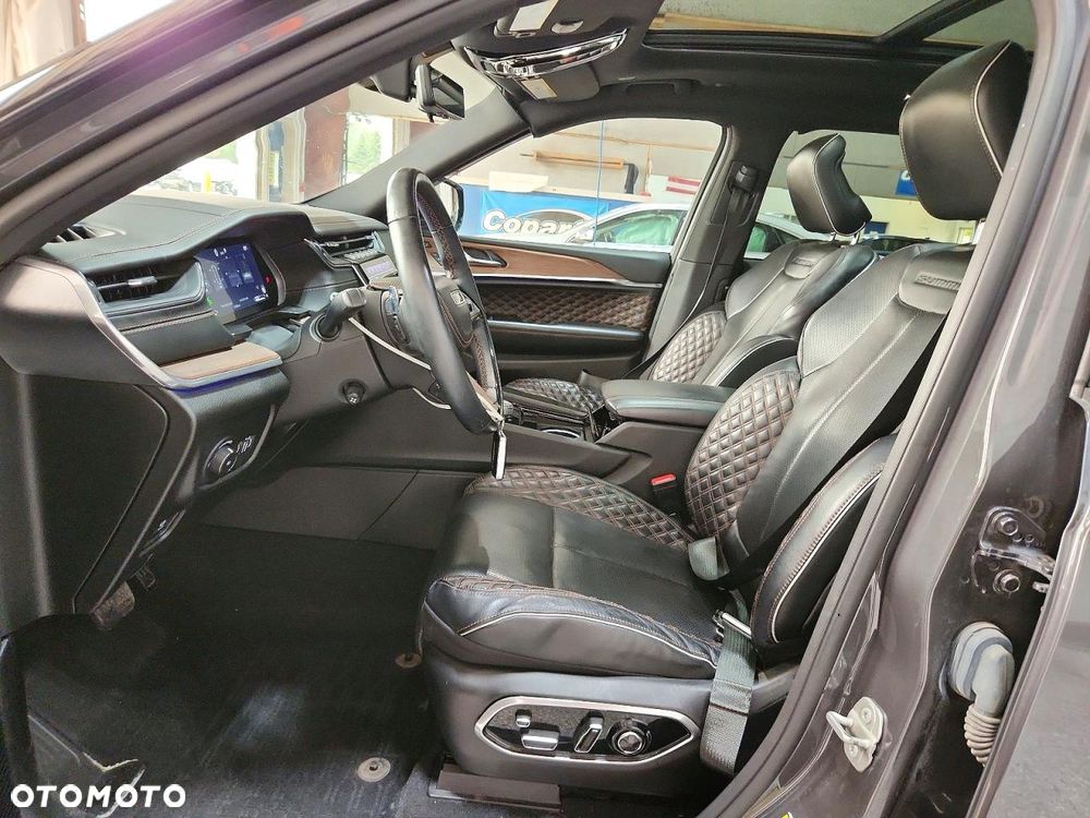 Jeep Grand Cherokee - 7