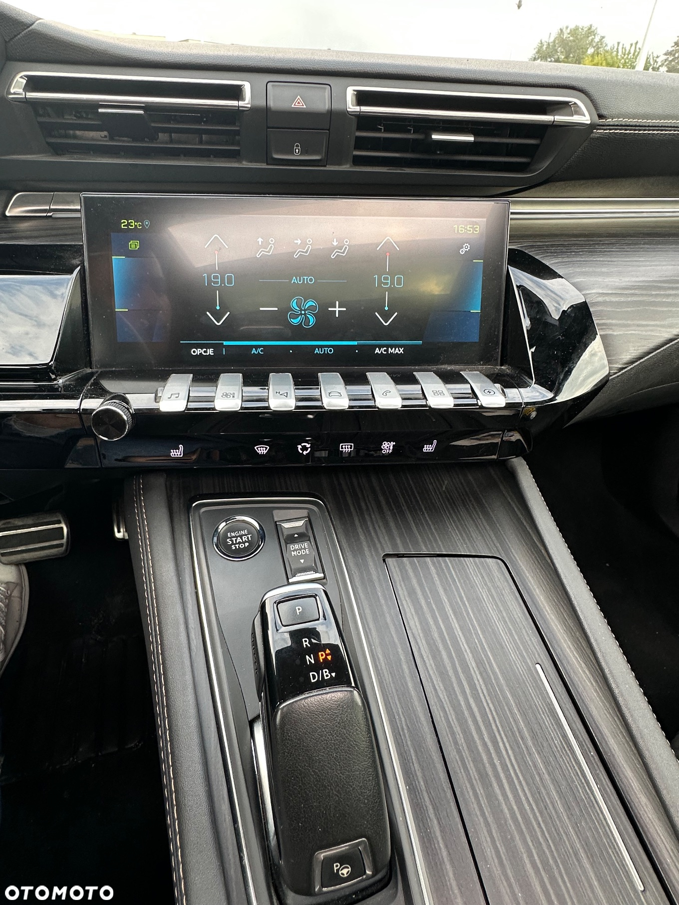 Peugeot 508 SW Plug-In Hybrid 225 e-EAT8 GT - 21