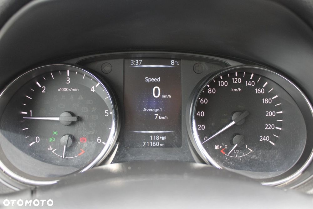 Nissan Qashqai - 26