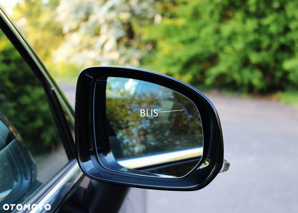 Volvo XC 60 D4 Momentum Pro - 33