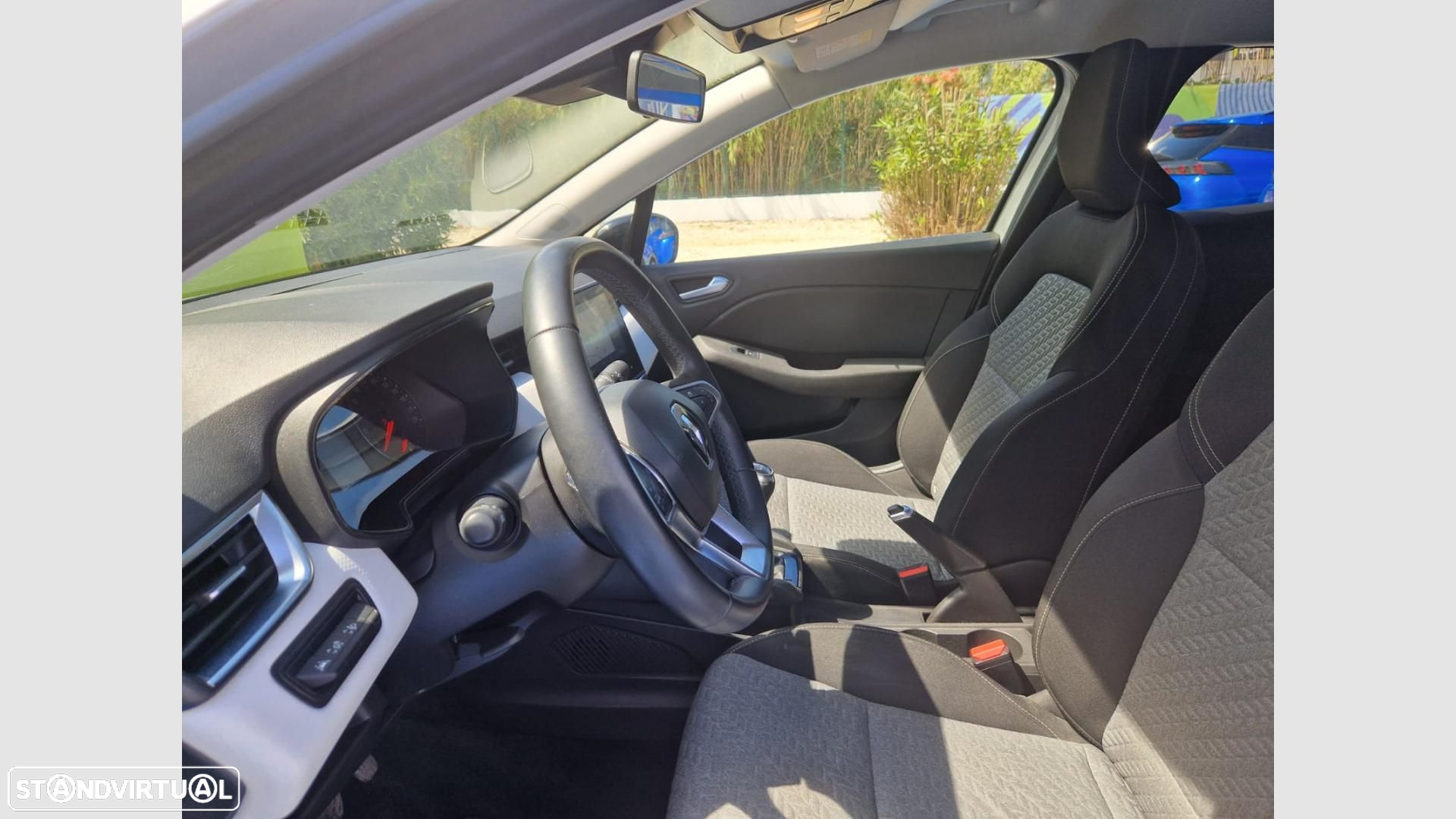 Renault Clio 1.0 TCe Limited Bi-Fuel - 8