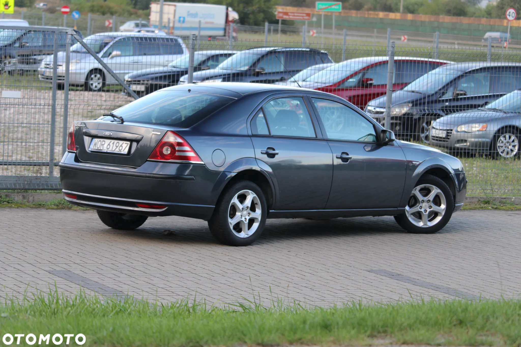Ford Mondeo - 10