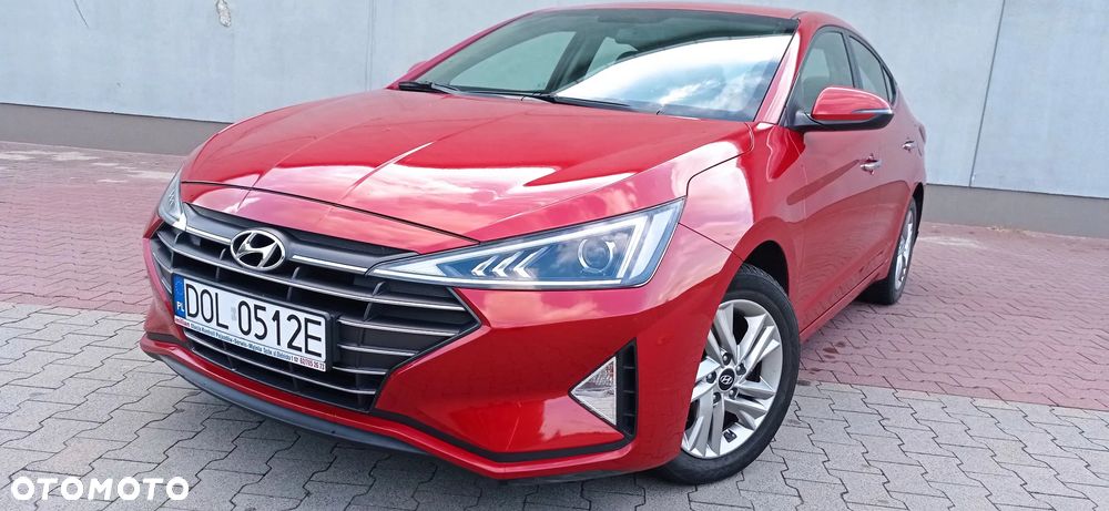 Hyundai Elantra 1.6 Comfort - 3