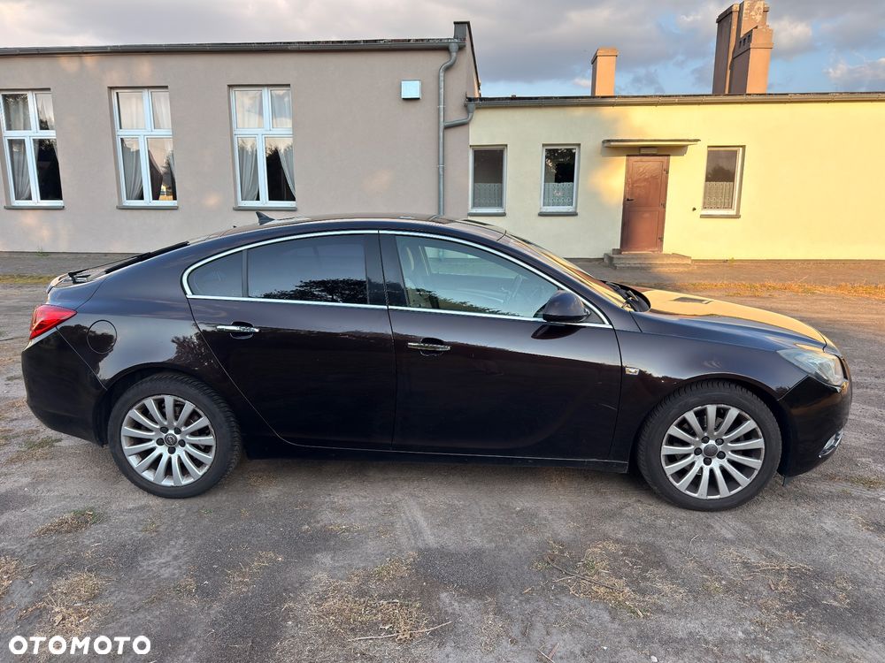 Opel Insignia 2.0 CDTI Cosmo - 4